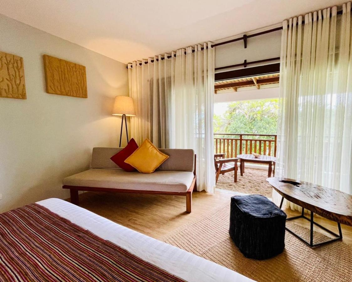 Amun Ini Beach Resort & Spa Anda  Exterior photo