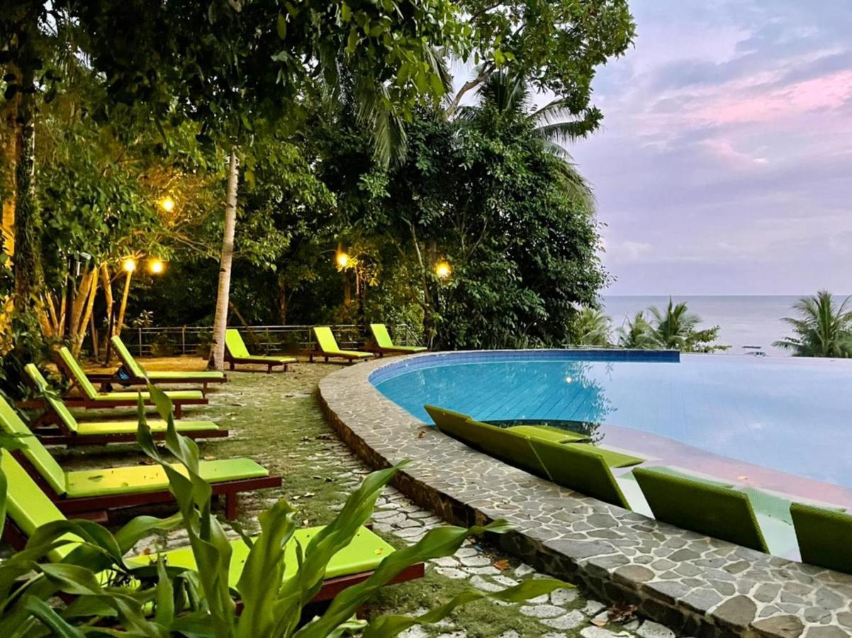 Amun Ini Beach Resort & Spa Anda  Exterior photo
