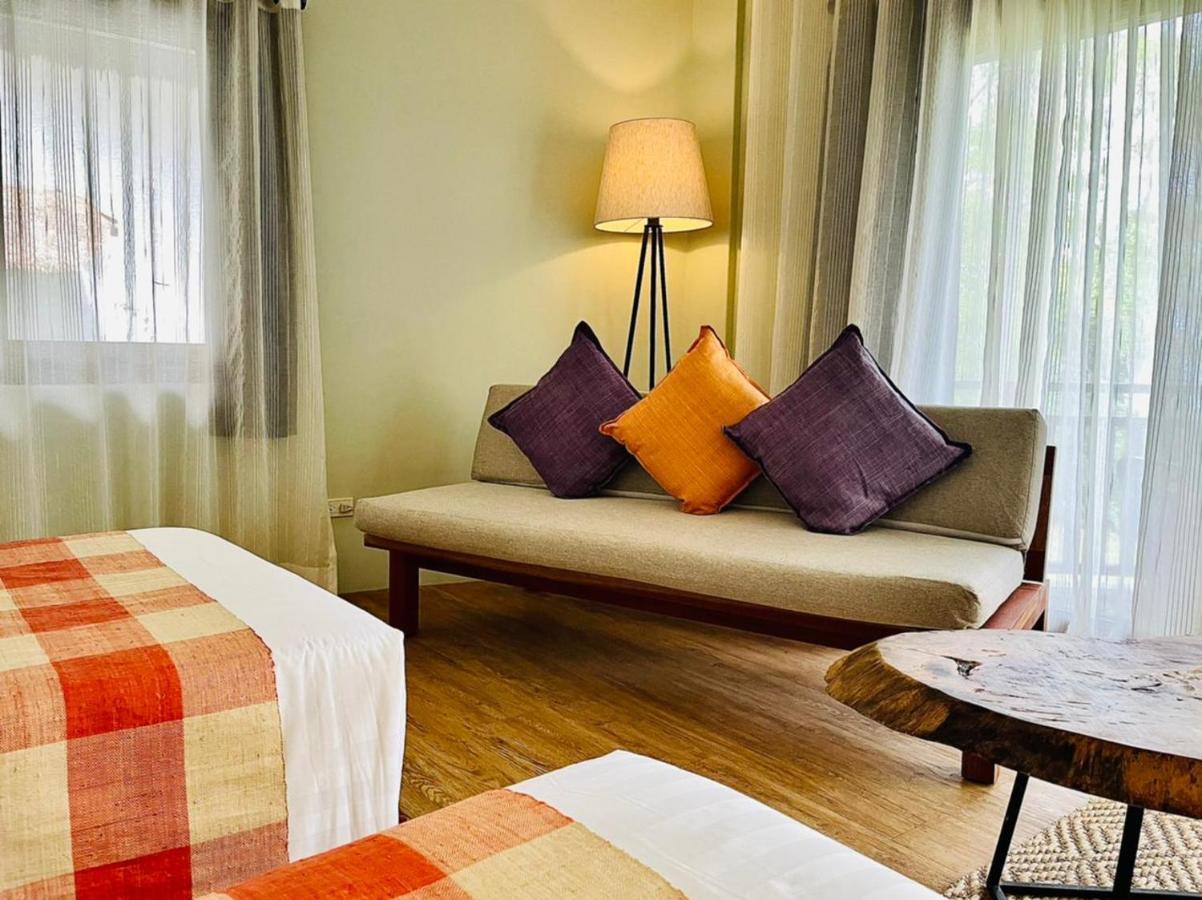 Amun Ini Beach Resort & Spa Anda  Exterior photo